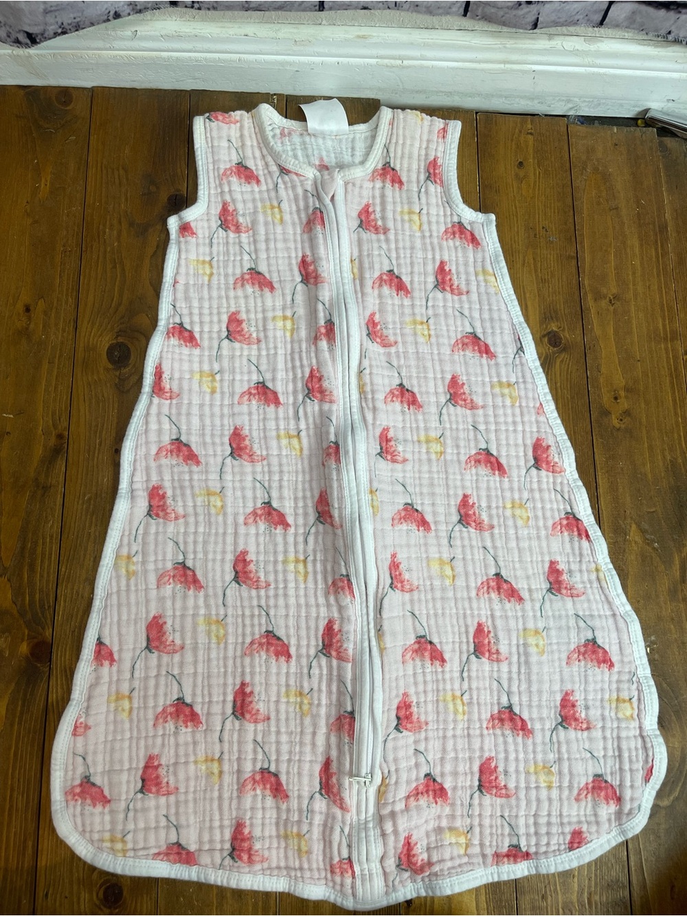 Aden and Anais size medium 6-12 months floral sleep sack